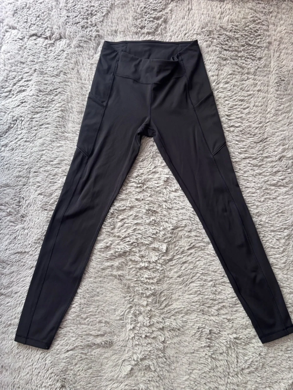 Lululemon Women Speed Up Tight *Full-On Luxtreme 28